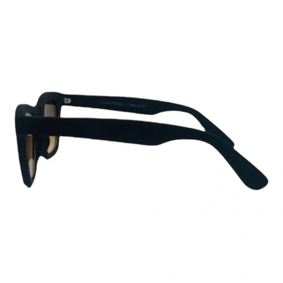Komono Women’s Sunglasses Black NEW the allen